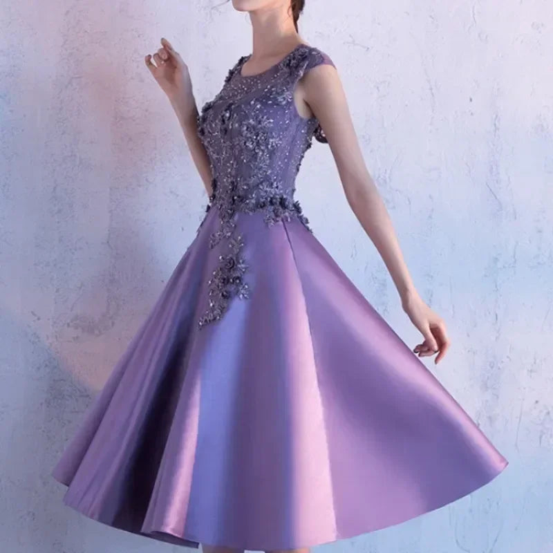 Customized Temperament O-neck Embroidery Appliques Evening Dress Slim Waist Pleated Prom Dresses Sleeveless Elegant Wedding Part