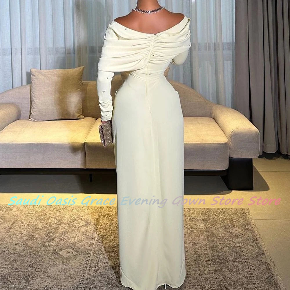 Customized Light Yellow Jersey and Sparkly Crystal Evening Dress with Off the Shoulder Long Sleeves Classic Strapless Party Gowm