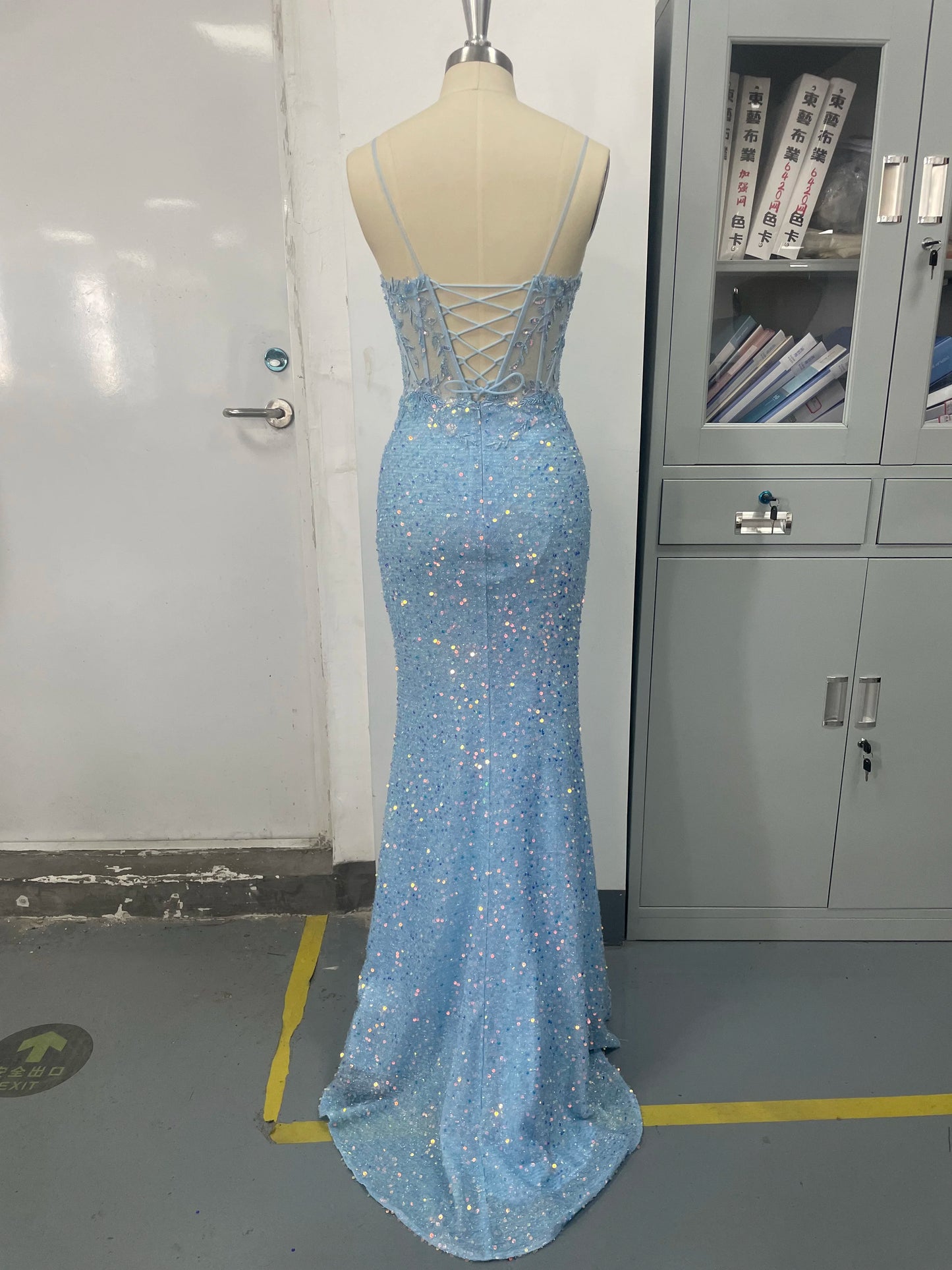 Luxury Beaded Mermaid Evening Dresses Sequin Prom Dresses With Slit 2024 Backless Sparkly Homecoming Dress Long Bridal Gown