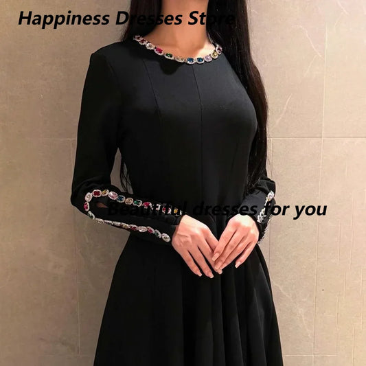 Customized Black O-Neck Evening Dress Elegant Crystals Jersey Long Sleeves Formal Party Gown A-line Saudi Arabic Evening Gown